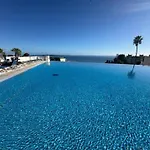 A 5 Mn Des Plages - Piscine- Tennis - Parking - 4 Personnes *