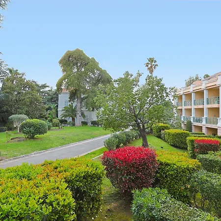 A 5 Mn Des Plages - Piscine- Tennis - Parking - 4 Personnes Apartman *