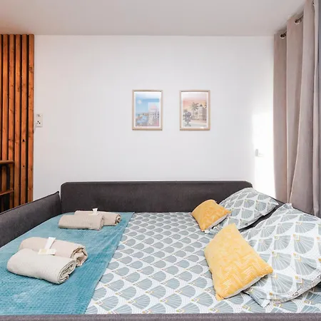 Apartman A 5 Mn Des Plages - Piscine- Tennis - Parking - 4 Personnes Cannes