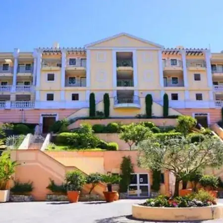 A 5 Mn Des Plages - Piscine- Tennis - Parking - 4 Personnes 아파트 칸느