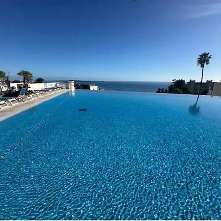 A 5 Mn Des Plages - Piscine- Tennis - Parking - 4 Personnes *