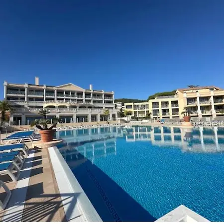 아파트 A 5 Mn Des Plages - Piscine- Tennis - Parking - 4 Personnes